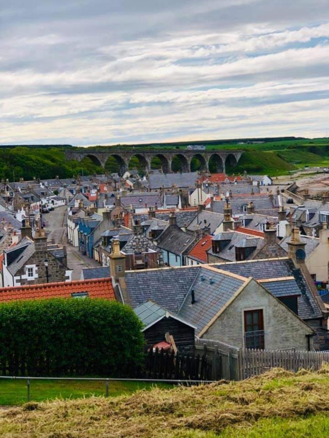 Cullen Holiday Home 외부 사진